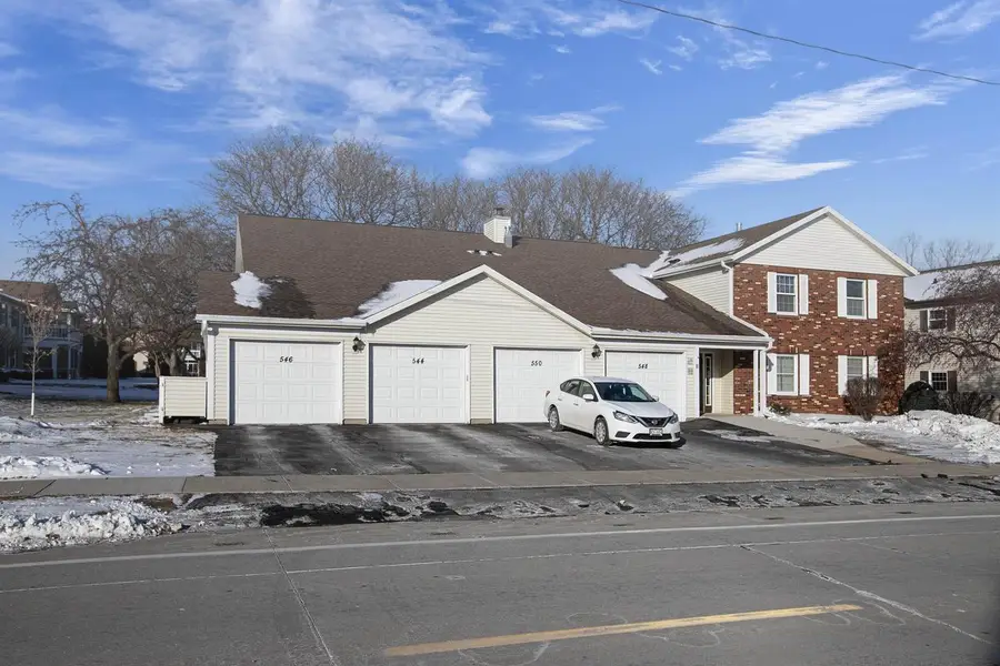 546 W SMITH AVENUE, Oshkosh, WI 54901 - Image #2