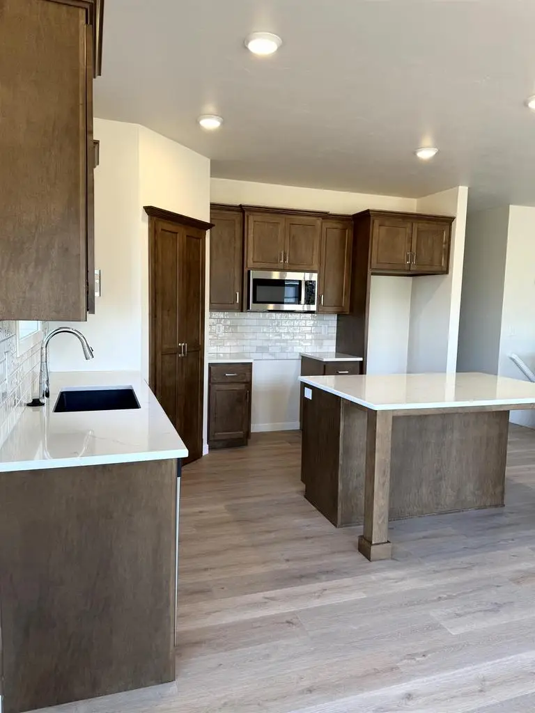 1439 DIVINITY DRIVE, De Pere, WI 54115 - #3