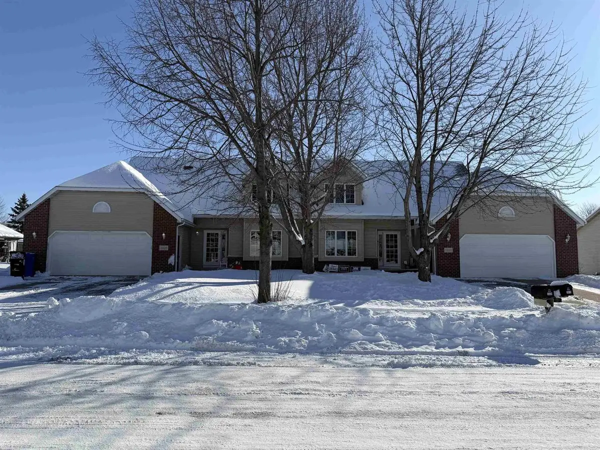 3608 S BERRYFIELD LANE, Appleton, WI 54915 - Image #1