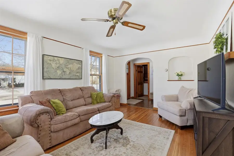 603 E GOODALL STREET, Appleton, WI 54915 - Image #3