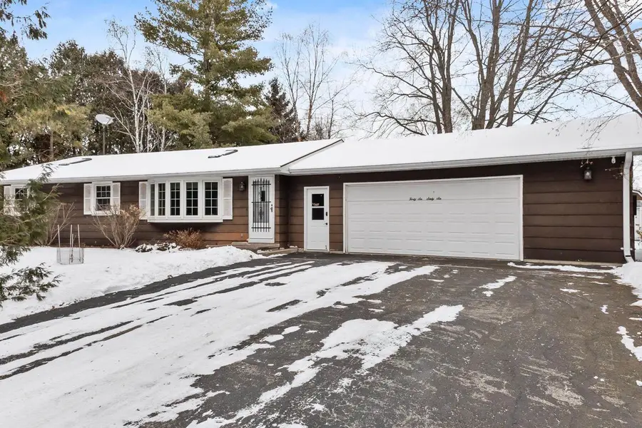 4666 ULMAN STREET, Oshkosh, WI 54904 - #3