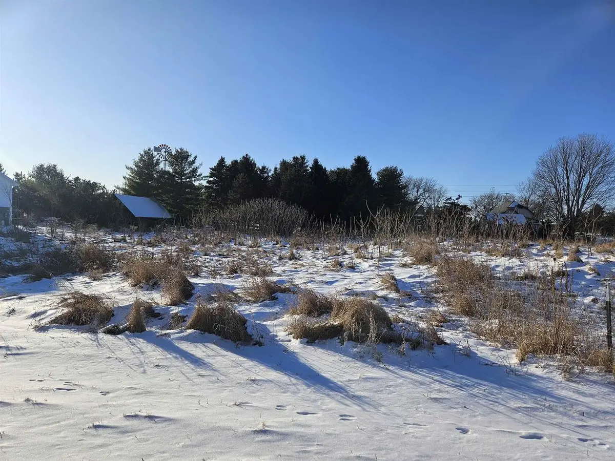 2705 NORTHPOINT DRIVE, New London, WI 54961 - Image #1