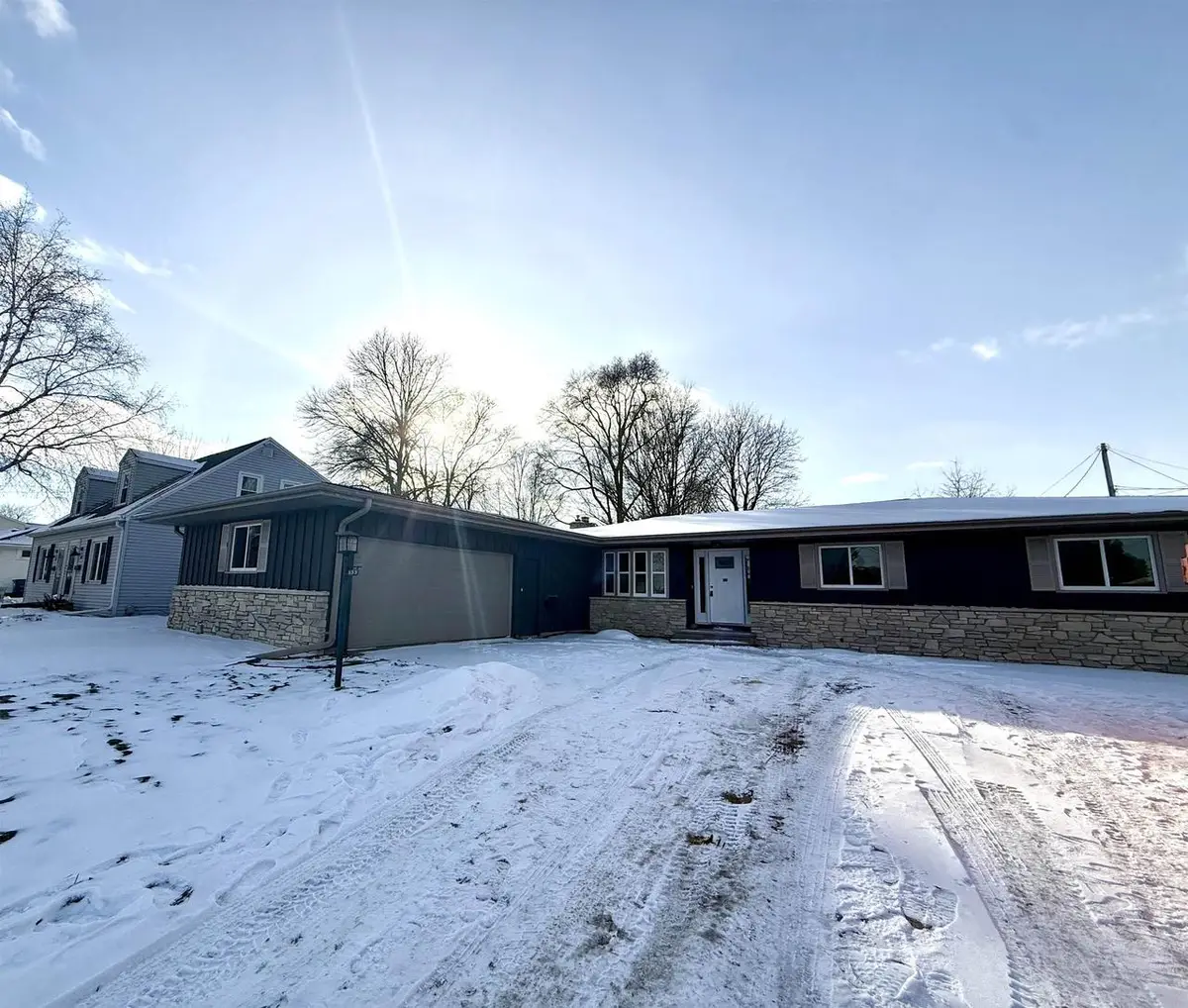 655 S PARK AVENUE, Neenah, WI 54956 - Image #1