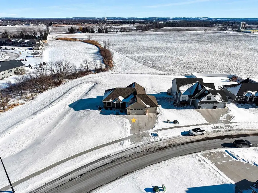 1350 COPILOT WAY, De Pere, WI 54115 - #2