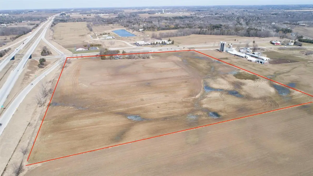 5813 MICHIGAN AVENUE, Manitowoc, WI 54220 - #1