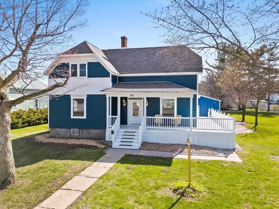 180 S BEEBE AVENUE, Peshtigo, WI 54157 - #2