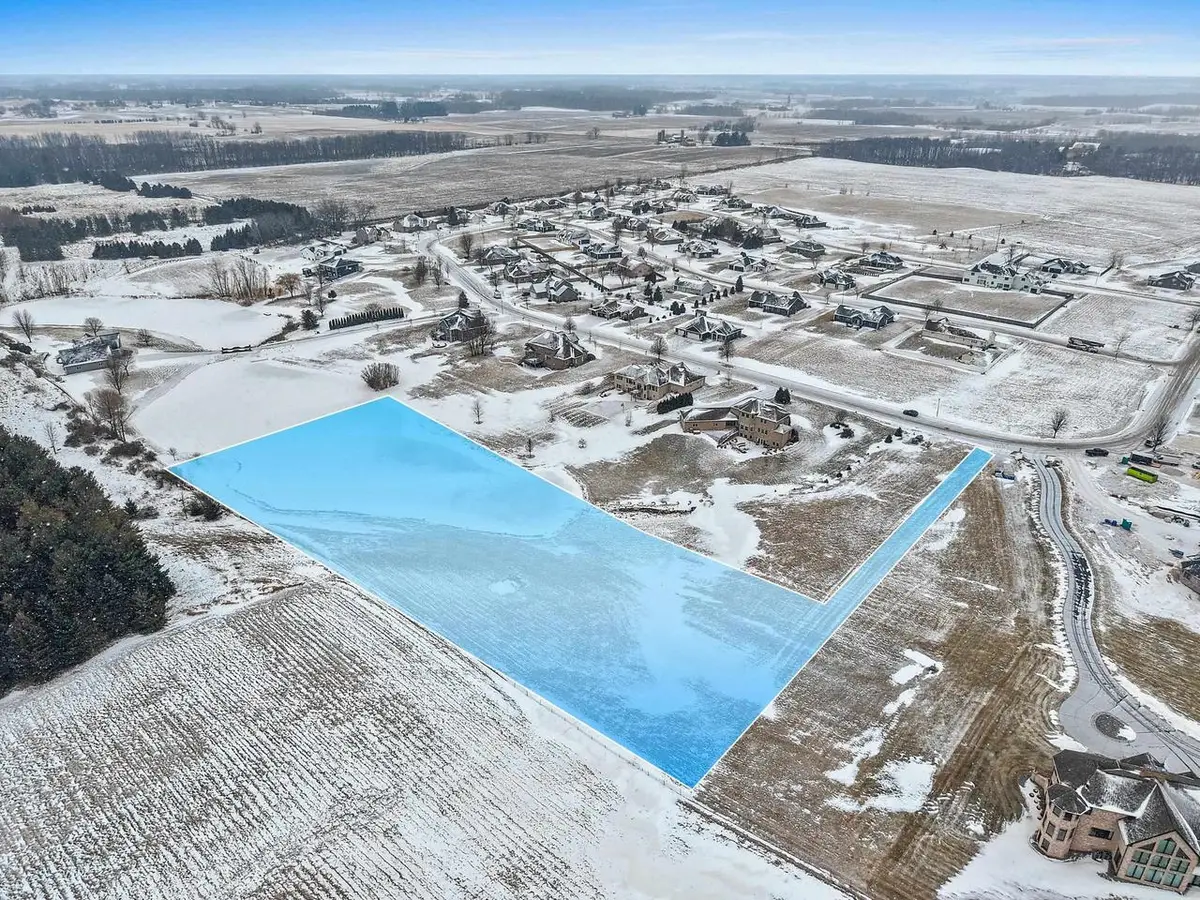 SILVERIDGE DRIVE, Manitowoc, WI 54220 - #1