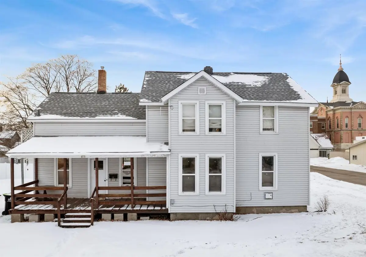813 8TH STREET, Menominee, MI 49858 - Image #1