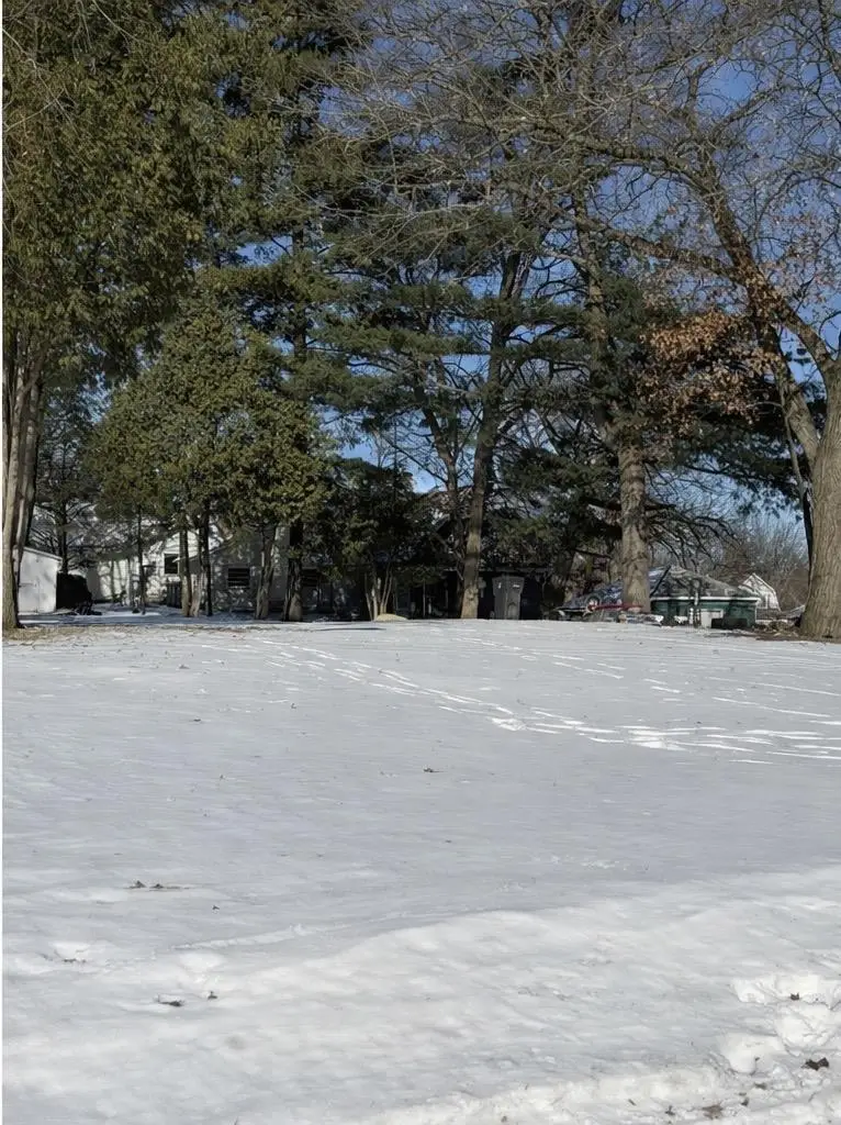 608 W UNION STREET, Waupaca, WI 54981 - Image #2