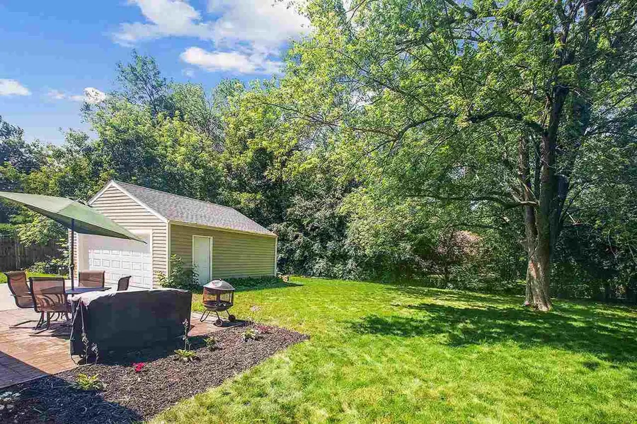 7125 N LONGACRE ROAD, Fox Point, WI 53217 - Image #3