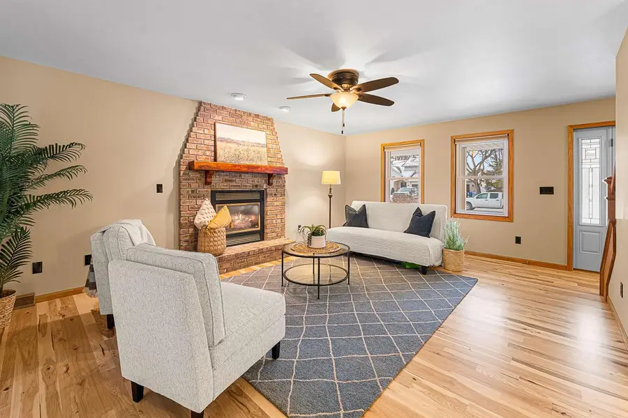 1150 LAAGER LANE, Oshkosh, WI 54902 - #3