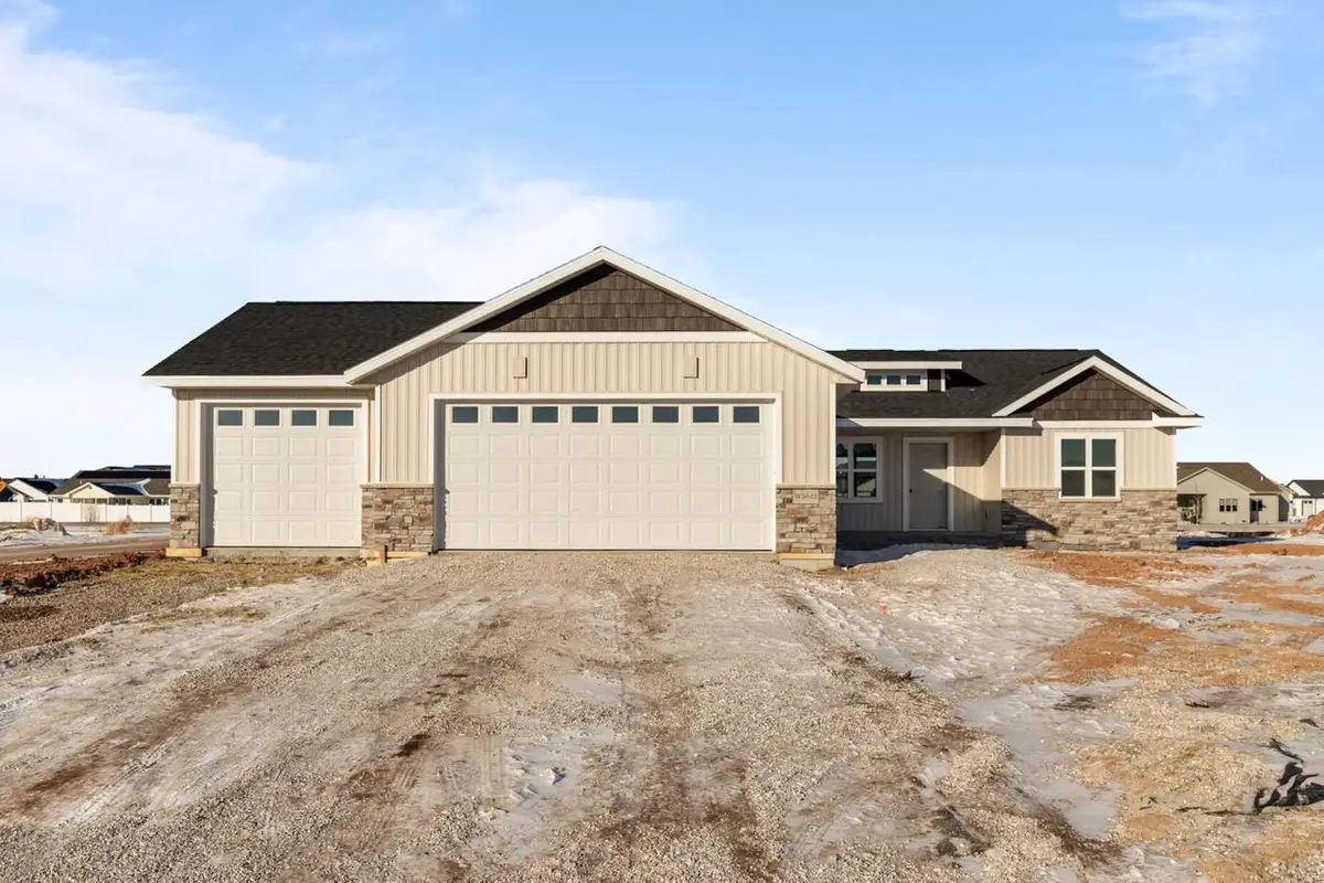 W5642 TONYS WAY, Appleton, WI 54915 - Image #1