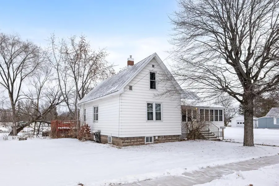 404 MCDONALD STREET, Oconto, WI 54153 - Image #2