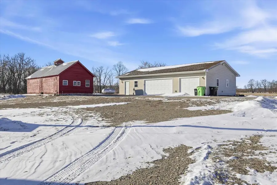 5429 BRODERICK ROAD, Omro, WI 54963 - Image #2