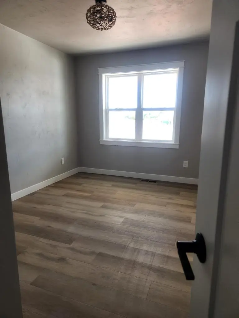 8309 XAVIER DRIVE, Neenah, WI 54956 - #3