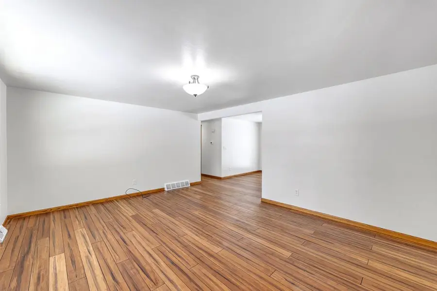 2801 MEADOW FLOWER LANE, Suamico, WI 54313 - Image #2