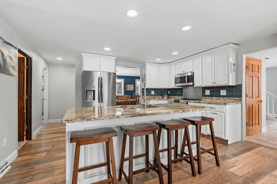 129 W WALLRICH ROAD, Cecil, WI 54111 - #2