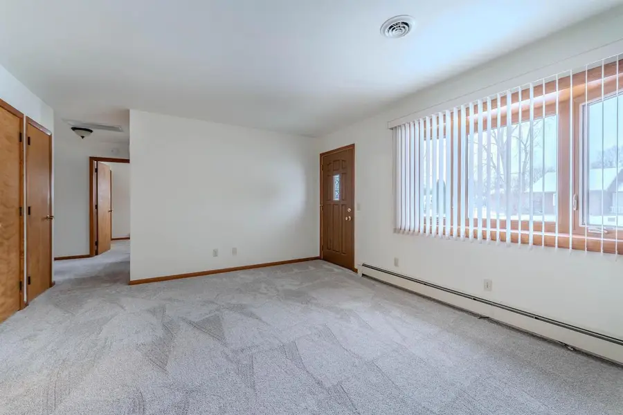 680 GLENDALE AVENUE, Oshkosh, WI 54901 - #3