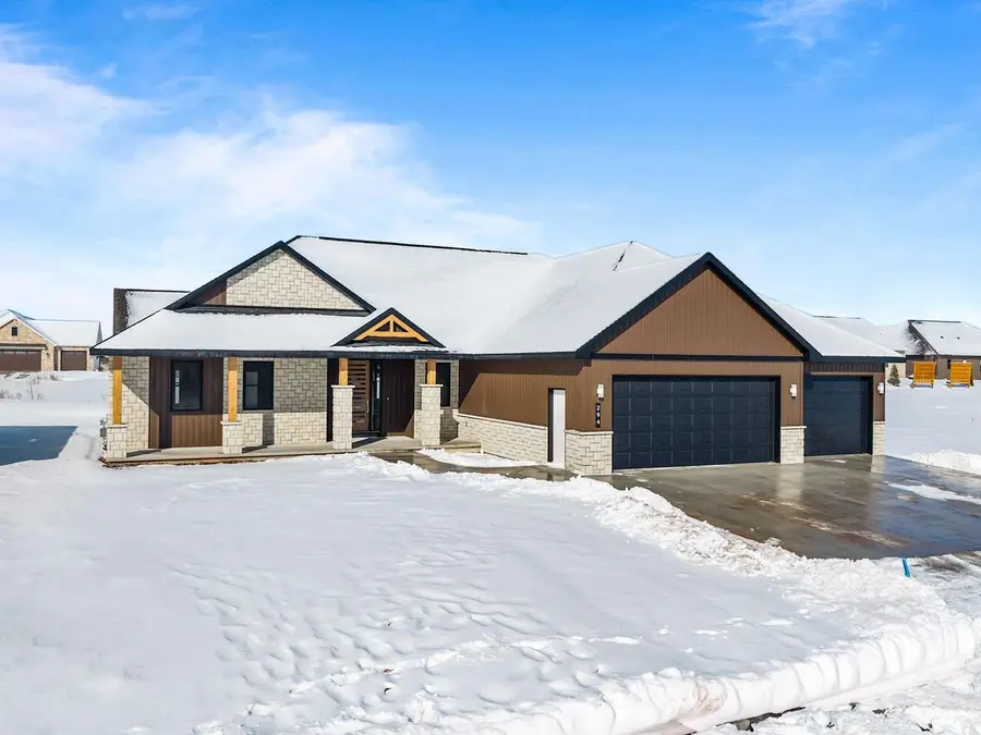 294 E SWEETWATER WAY, Appleton, WI 54913 - #2