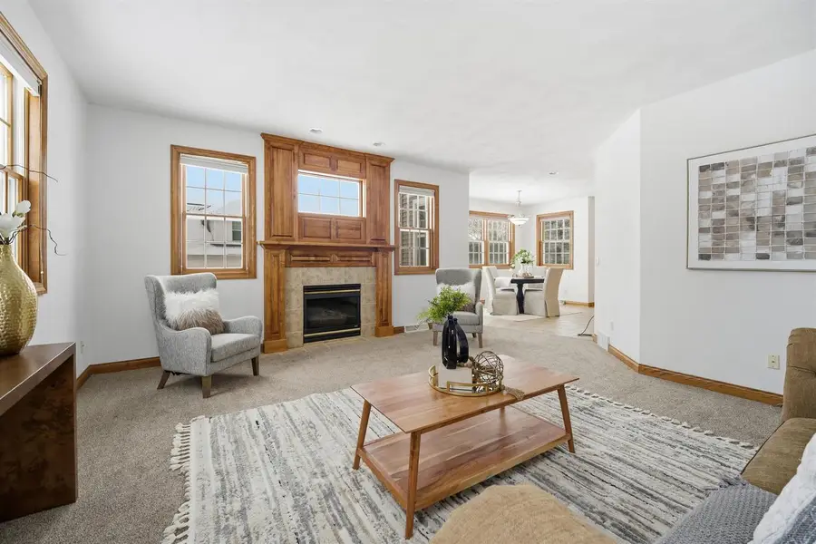 321 E APPLE CREEK ROAD, Appleton, WI 54913 - #3