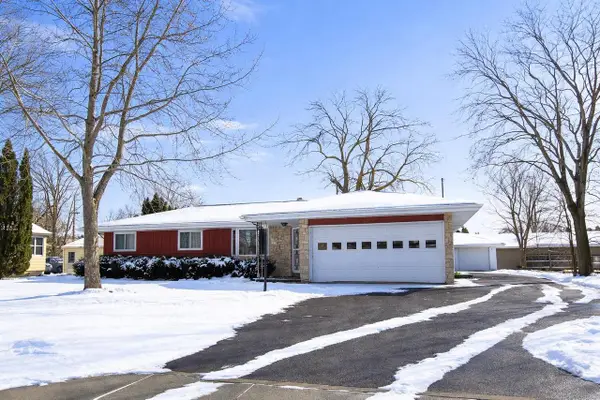 1905 ROOSEVELT AVENUE, Oshkosh, WI 54901