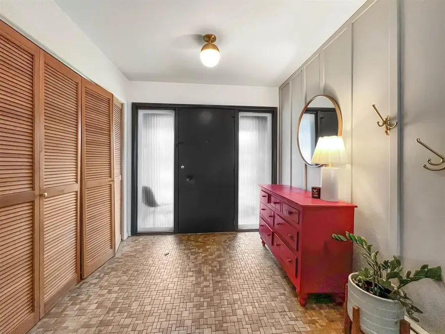 960 SHING WA UK DRIVE, Marinette, WI 54143 - #3