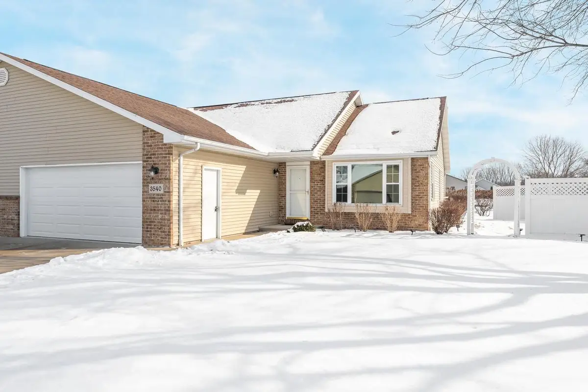 3540 N TERRI LANE, Appleton, WI 54914 - #1