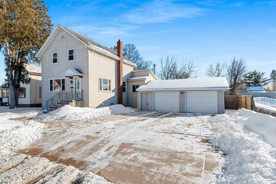 214 BALDWIN STREET, Oconto, WI 54153 - #2