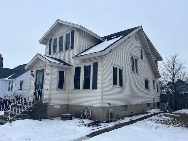 1613 17TH AVENUE, Menominee, MI 49858 - #2