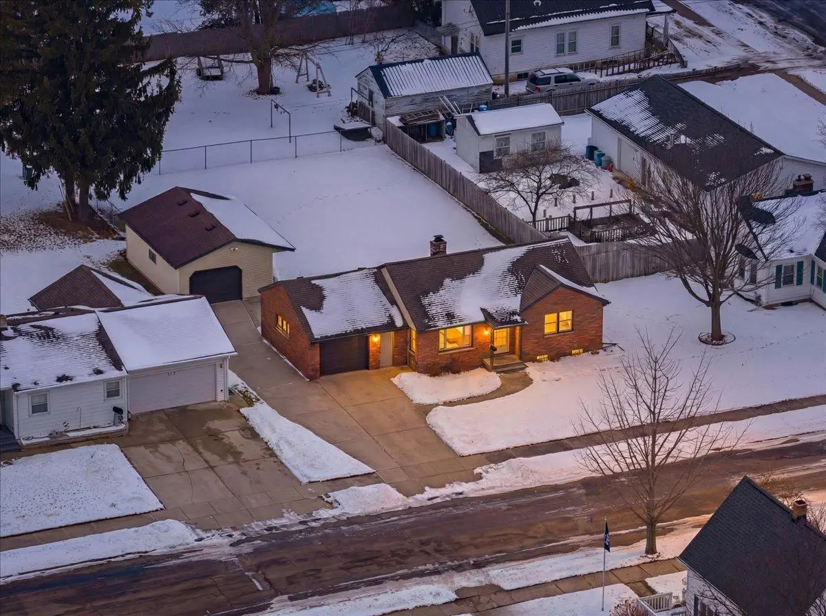 705 2ND STREET, Kewaunee, WI 54216 - #1