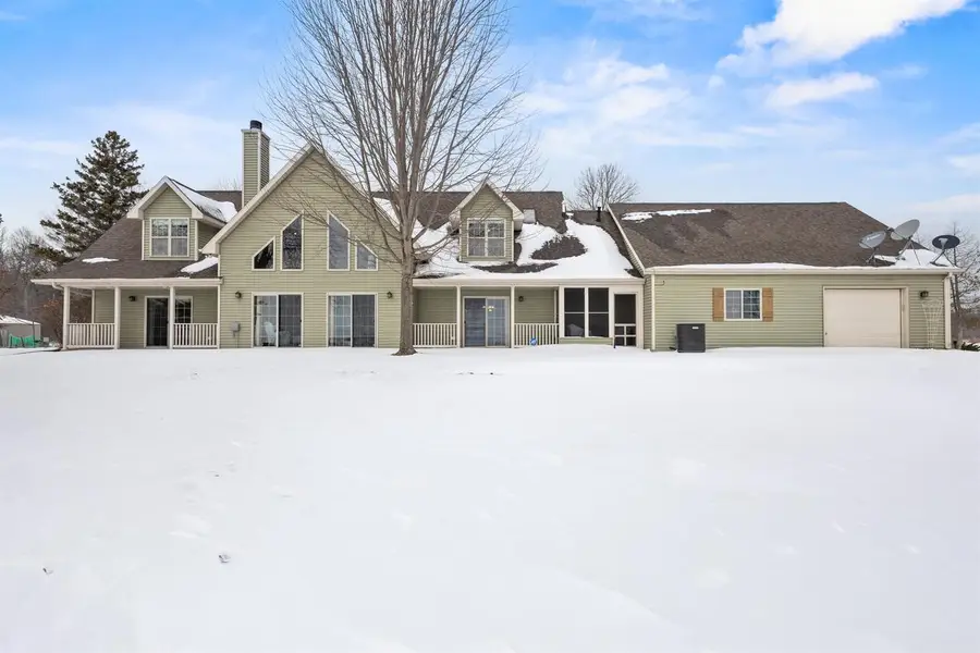 4882 S BAYSHORE LANE, Oconto, WI 54153 - #3