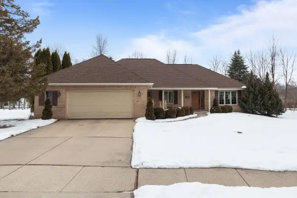 2104 STAFFORD LANE, Kaukauna, WI 54130