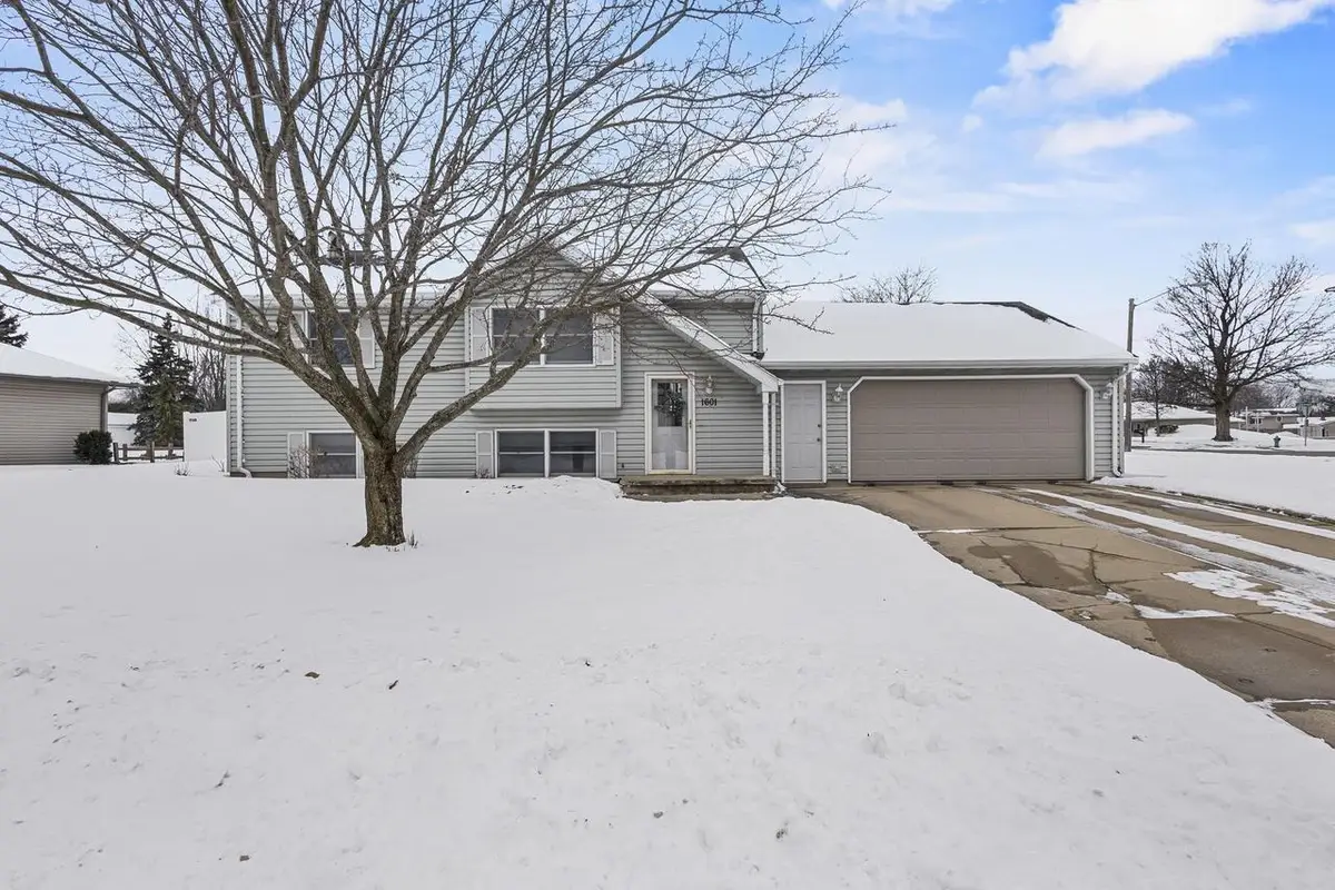 1601 S SUNDOWN LANE, Appleton, WI 54915 - #1