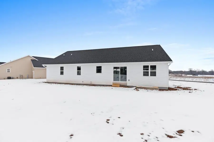 2662 LAWRENCE LANE, Neenah, WI 54956 - #3