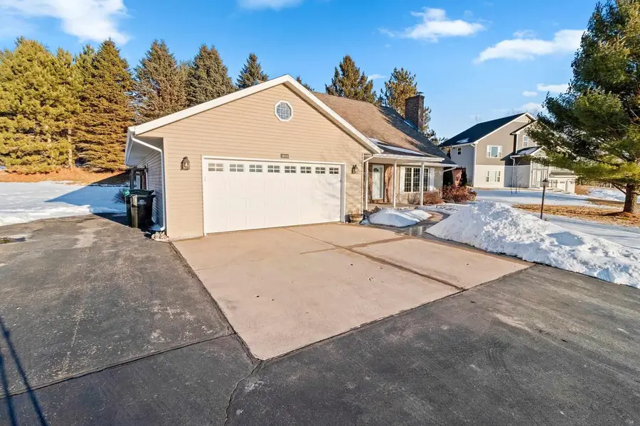 3410 GLENDALE AVENUE, Howard, WI 54313 - #2