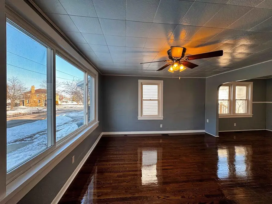 705 11TH AVENUE, Menominee, MI 49858 - #2