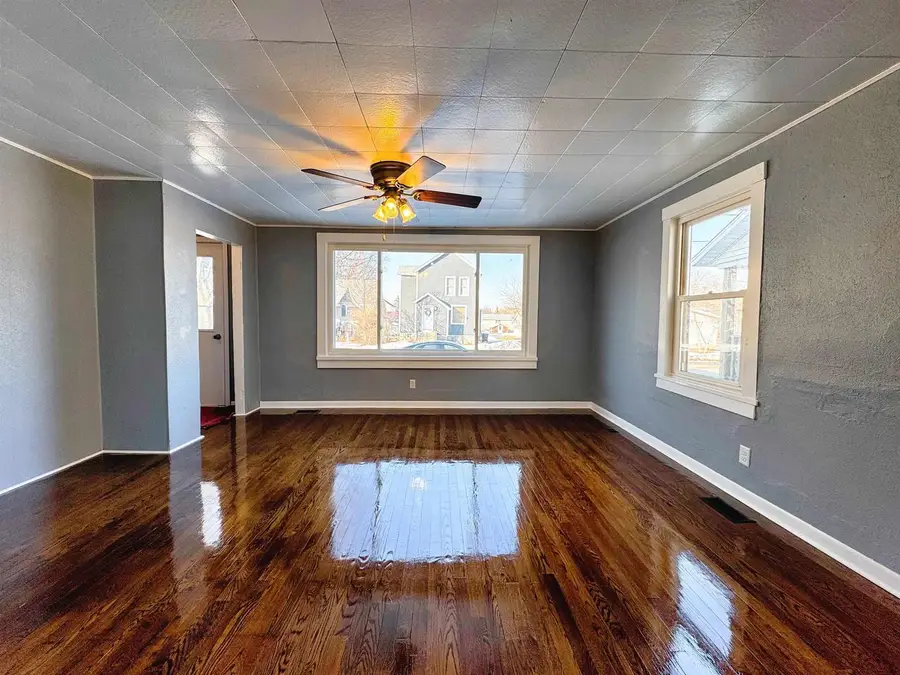 705 11TH AVENUE, Menominee, MI 49858 - #3