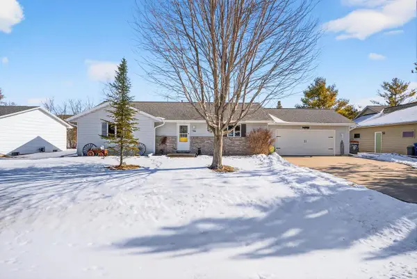 144 BALDWIN COURT, Appleton, WI 54915