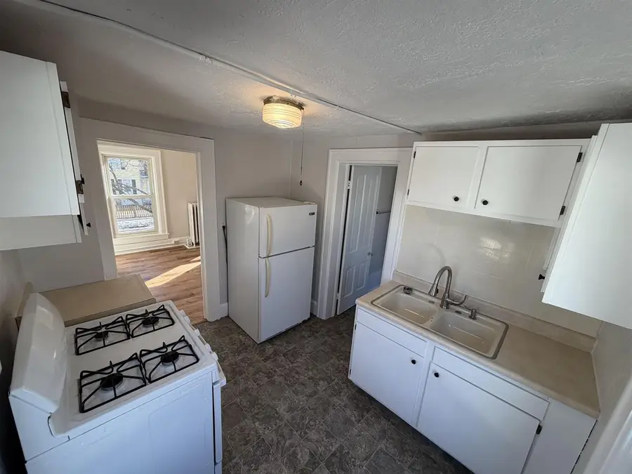 925 MINNESOTA STREET, Oshkosh, WI 54902 - #3