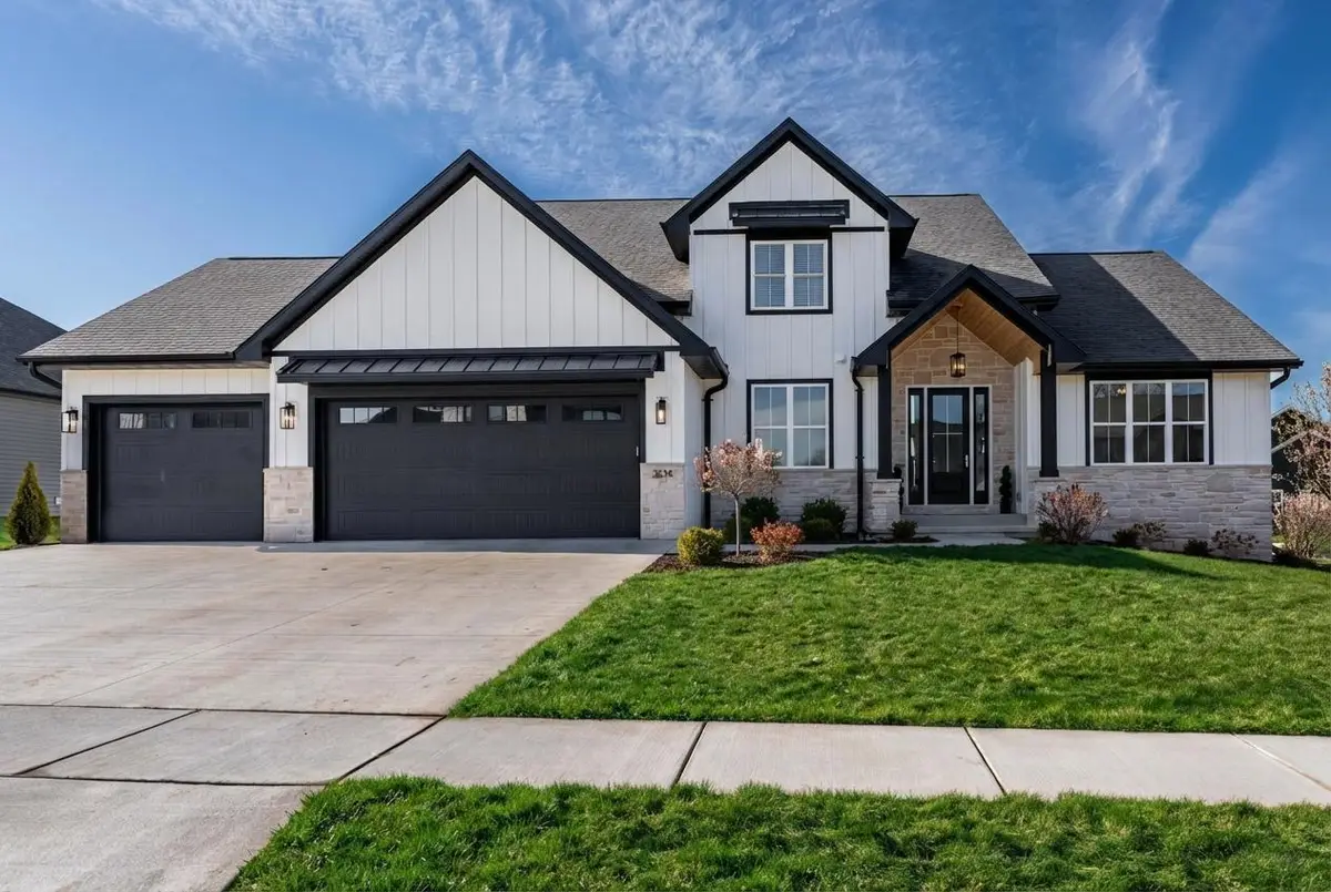 3014 STONE FENCE PLACE, Green Bay, WI 54311 - #1