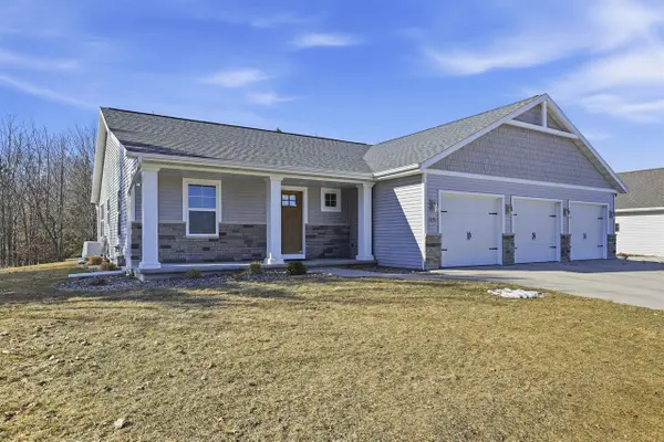 1173 ESTHER ANN LANE, Hortonville, WI 54944