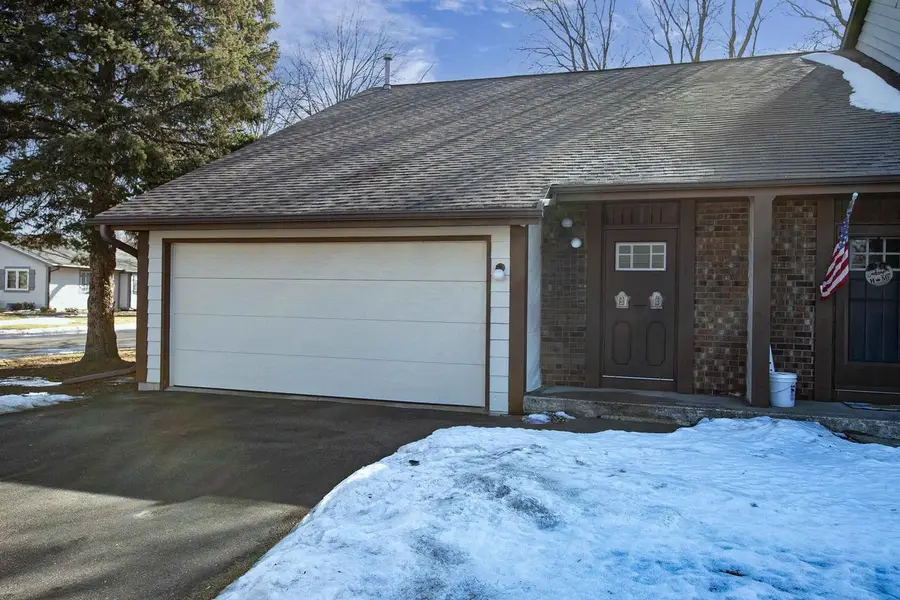 2895 W 4TH STREET  #2A, Appleton, WI 54914 - #2