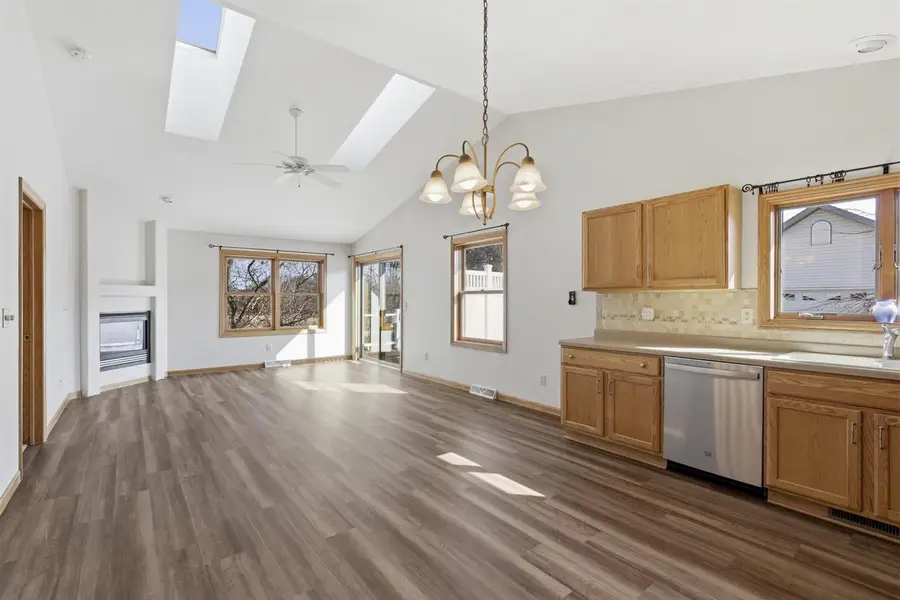 802 SUNRIDGE COURT  #B, Waupaca, WI 54981 - #2