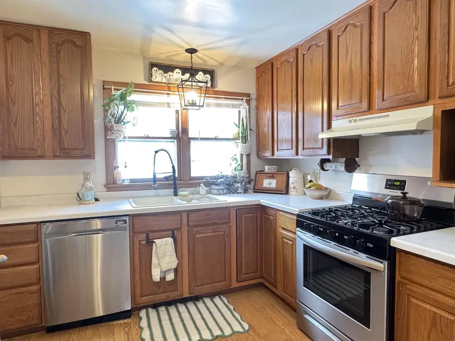 514 CLARKE STREET, Waupaca, WI 54981 - #3