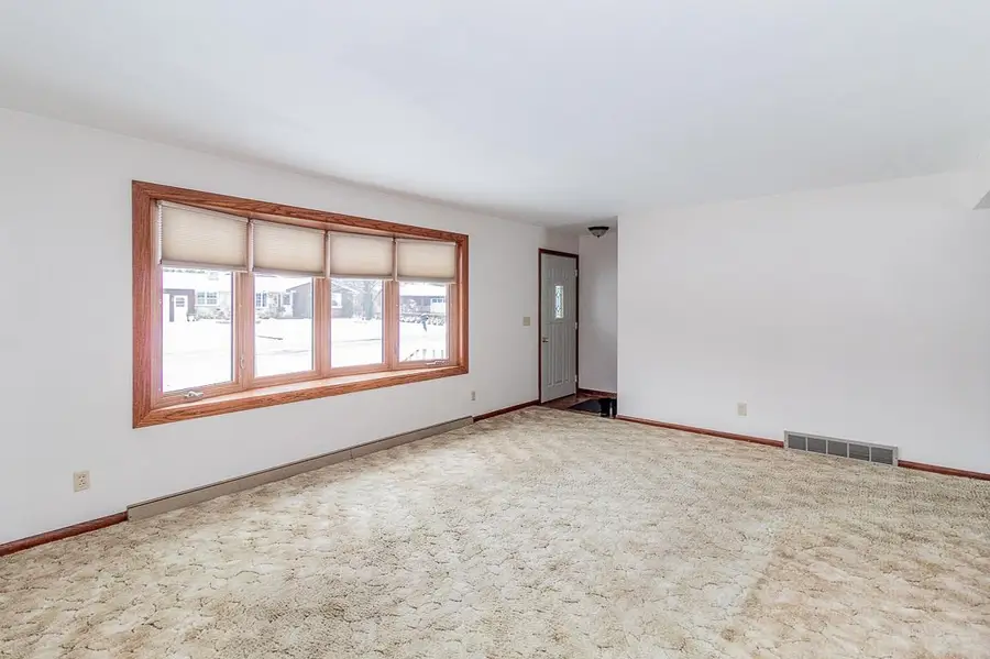 3514 W 1ST AVENUE, Appleton, WI 54914 - #3