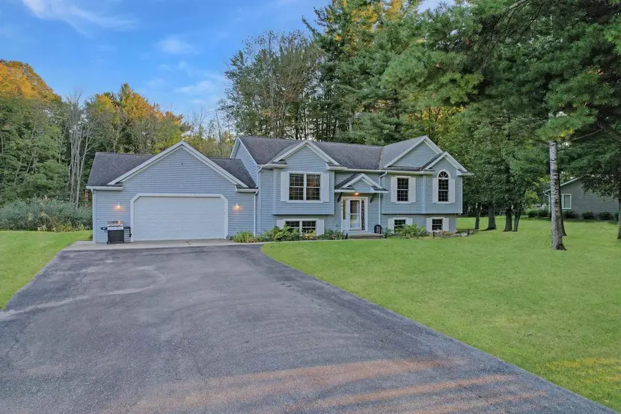 501 AUBIN STREET, Peshtigo, WI 54157 - #2