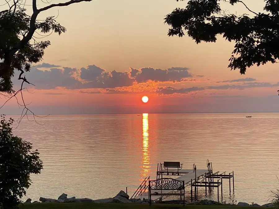 2153 MIDDLE DRIVE, Brussels, WI 54204 - #2