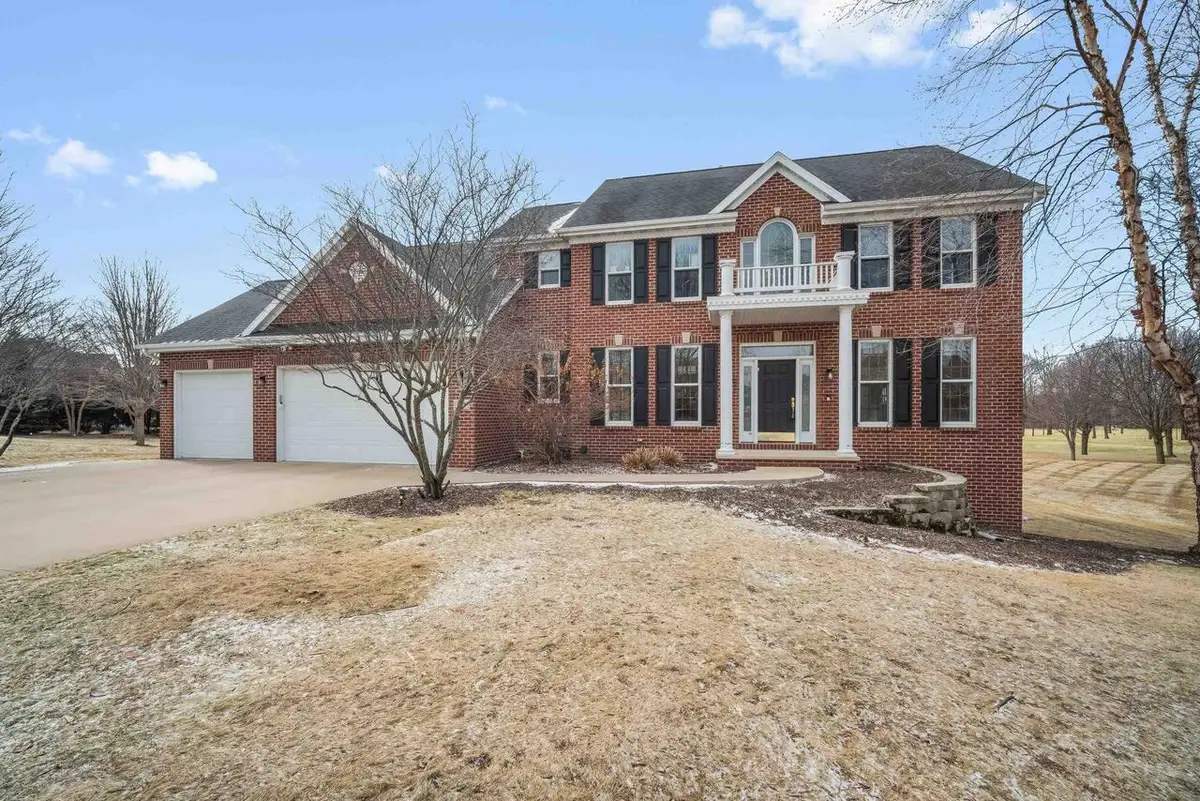 24 WHISPERING SPRINGS COURT, Fond Du Lac, WI 54937 - #1
