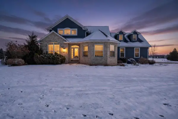 4694 INDIAN BEND ROAD, Oshkosh, WI 54904