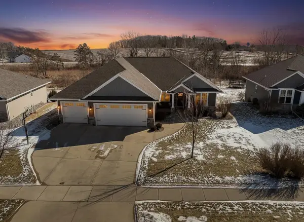 1656 STEINER LANE, Green Bay, WI 54313